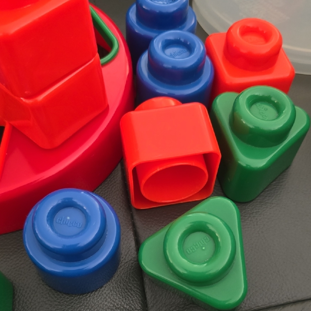 Chicco Shape And Color Sorter - Picture 6 of 8